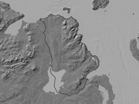 Téléchargez les photos : Antrim, région d'Irlande du Nord. Carte d'altitude de Bilevel avec lacs et rivières - en image libre de droit