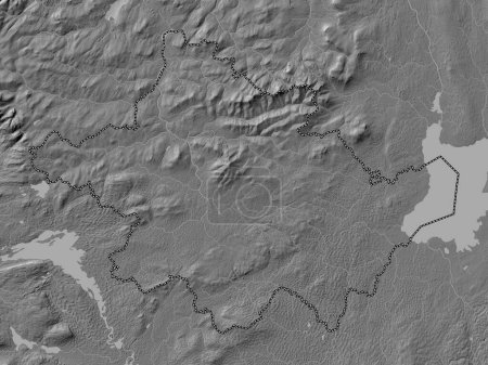 Téléchargez les photos : Tyrone, région d'Irlande du Nord. Carte d'altitude de Bilevel avec lacs et rivières - en image libre de droit