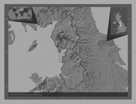 Téléchargez les photos : Nord-Ouest, région du Royaume-Uni. Carte d'altitude de Bilevel avec lacs et rivières. Corner cartes de localisation auxiliaires - en image libre de droit