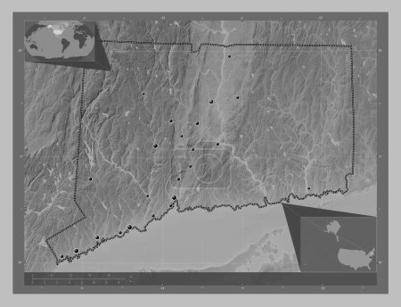 Foto de Connecticut, estado de los Estados Unidos de América. Mapa de elevación a escala de grises con lagos y ríos. Ubicaciones de las principales ciudades de la región. Mapas de ubicación auxiliares de esquina - Imagen libre de derechos