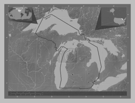 Foto de Michigan, estado de los Estados Unidos de América. Mapa de elevación a escala de grises con lagos y ríos. Ubicaciones de las principales ciudades de la región. Mapas de ubicación auxiliares de esquina - Imagen libre de derechos