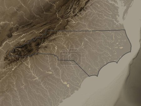 Foto de Carolina del Norte, estado de los Estados Unidos de América. Mapa de elevación coloreado en tonos sepia con lagos y ríos - Imagen libre de derechos