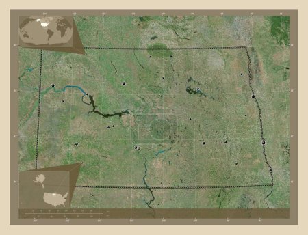 Téléchargez les photos : Dakota du Nord, État des États-Unis. Carte satellite haute résolution. Emplacements des grandes villes de la région. Corner cartes de localisation auxiliaires - en image libre de droit