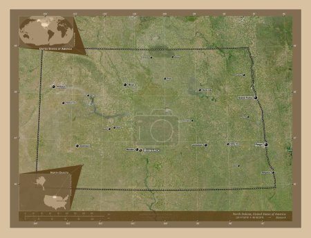 Téléchargez les photos : Dakota du Nord, État des États-Unis. Carte satellite basse résolution. Emplacements et noms des grandes villes de la région. Corner cartes de localisation auxiliaires - en image libre de droit