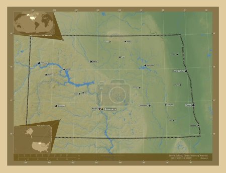 Téléchargez les photos : Dakota du Nord, État des États-Unis. Carte d'altitude colorée avec lacs et rivières. Emplacements et noms des grandes villes de la région. Corner cartes de localisation auxiliaires - en image libre de droit