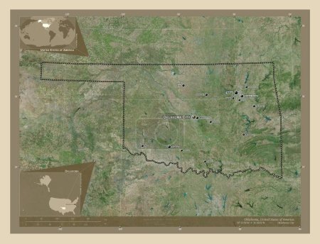 Foto de Oklahoma, estado de los Estados Unidos de América. Mapa satelital de alta resolución. Ubicaciones y nombres de las principales ciudades de la región. Mapas de ubicación auxiliares de esquina - Imagen libre de derechos