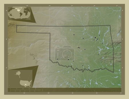 Foto de Oklahoma, estado de los Estados Unidos de América. Mapa de elevación coloreado en estilo wiki con lagos y ríos. Ubicaciones de las principales ciudades de la región. Mapas de ubicación auxiliares de esquina - Imagen libre de derechos