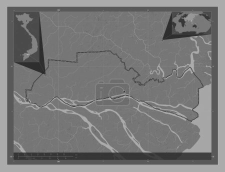 Téléchargez les photos : Tien Giang, province du Vietnam. Carte d'altitude de Bilevel avec lacs et rivières. Corner cartes de localisation auxiliaires - en image libre de droit