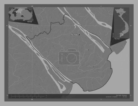 Téléchargez les photos : Tra Vinh, province du Vietnam. Carte d'altitude de Bilevel avec lacs et rivières. Emplacements et noms des grandes villes de la région. Corner cartes de localisation auxiliaires - en image libre de droit