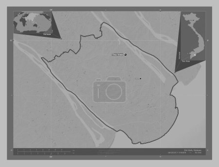Téléchargez les photos : Tra Vinh, province du Vietnam. Carte d'altitude en niveaux de gris avec lacs et rivières. Emplacements et noms des grandes villes de la région. Corner cartes de localisation auxiliaires - en image libre de droit