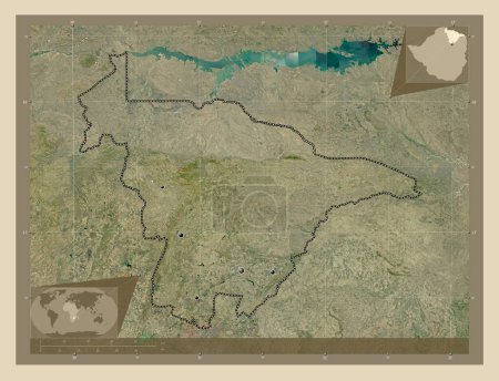 Foto de México Central, provincia de Zimbabue. Mapa satelital de alta resolución. Ubicaciones de las principales ciudades de la región. Mapas de ubicación auxiliares de esquina - Imagen libre de derechos