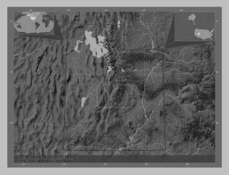 Foto de Utah, estado de los Estados Unidos de América. Mapa de elevación a escala de grises con lagos y ríos. Ubicaciones de las principales ciudades de la región. Mapas de ubicación auxiliares de esquina - Imagen libre de derechos