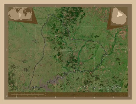 Téléchargez les photos : Tacuarembo, département de l'Uruguay. Carte satellite basse résolution. Emplacements des grandes villes de la région. Corner cartes de localisation auxiliaires - en image libre de droit