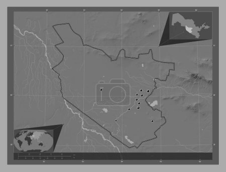 Téléchargez les photos : Bukhoro, région d'Ouzbékistan. Carte d'altitude de Bilevel avec lacs et rivières. Emplacements des grandes villes de la région. Corner cartes de localisation auxiliaires - en image libre de droit