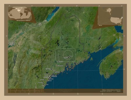 Foto de Maine, estado de los Estados Unidos de América. Mapa satelital de baja resolución. Ubicaciones y nombres de las principales ciudades de la región. Mapas de ubicación auxiliares de esquina - Imagen libre de derechos