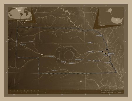 Téléchargez les photos : Nebraska, État des États-Unis d'Amérique. Carte d'altitude colorée dans des tons sépia avec des lacs et des rivières. Emplacements et noms des grandes villes de la région. Corner cartes de localisation auxiliaires - en image libre de droit