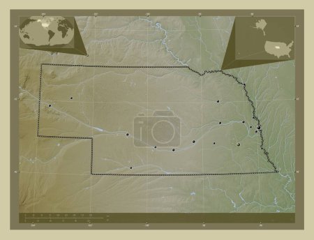 Foto de Nebraska, estado de los Estados Unidos de América. Mapa de elevación coloreado en estilo wiki con lagos y ríos. Ubicaciones de las principales ciudades de la región. Mapas de ubicación auxiliares de esquina - Imagen libre de derechos