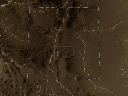 Foto de Nuevo México, estado de los Estados Unidos de América. Mapa de elevación coloreado en tonos sepia con lagos y ríos - Imagen libre de derechos