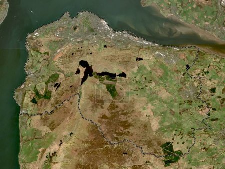 Téléchargez les photos : Inverclyde, région d'Écosse - Grande-Bretagne. Carte satellite basse résolution - en image libre de droit