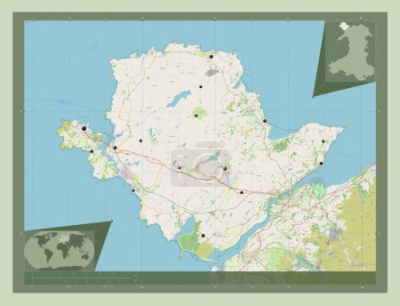 Foto de Isla de Anglesey, región de Gales - Gran Bretaña. Open Street Map. Ubicaciones de las principales ciudades de la región. Mapas de ubicación auxiliares de esquina - Imagen libre de derechos