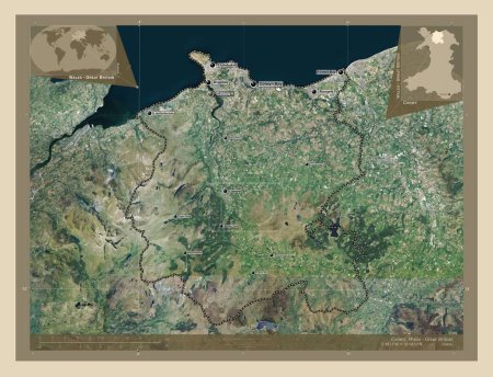 Téléchargez les photos : Conwy, région du Pays de Galles - Grande-Bretagne. Carte satellite haute résolution. Emplacements et noms des grandes villes de la région. Corner cartes de localisation auxiliaires - en image libre de droit