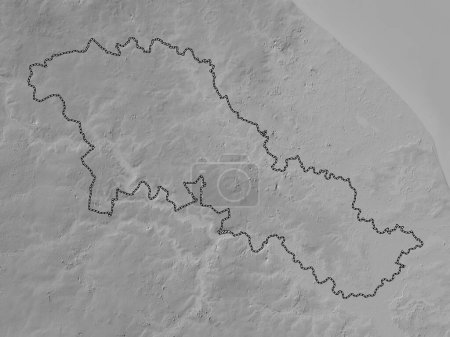 Téléchargez les photos : Broadland, district non métropolitain d'Angleterre - Grande-Bretagne. Carte d'altitude en niveaux de gris avec lacs et rivières - en image libre de droit