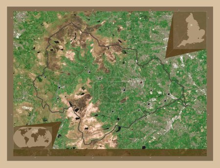Téléchargez les photos : Calderdale, comté administratif d'Angleterre - Grande-Bretagne. Carte satellite basse résolution. Emplacements des grandes villes de la région. Corner cartes de localisation auxiliaires - en image libre de droit