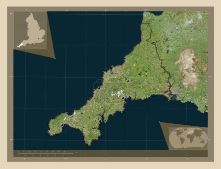 Téléchargez les photos : Cornwall, comté administratif d'Angleterre - Grande-Bretagne. Carte satellite haute résolution. Emplacements des grandes villes de la région. Corner cartes de localisation auxiliaires - en image libre de droit