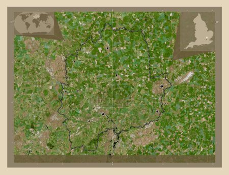 Foto de East Hertfordshire, distrito no metropolitano de Inglaterra Gran Bretaña. Mapa satelital de alta resolución. Ubicaciones de las principales ciudades de la región. Mapas de ubicación auxiliares de esquina - Imagen libre de derechos