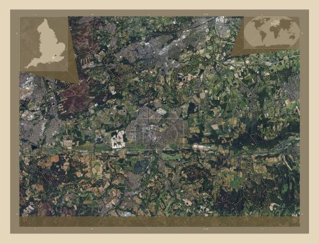 Foto de Guildford, distrito no metropolitano de Inglaterra Gran Bretaña. Mapa satelital de alta resolución. Ubicaciones de las principales ciudades de la región. Mapas de ubicación auxiliares de esquina - Imagen libre de derechos