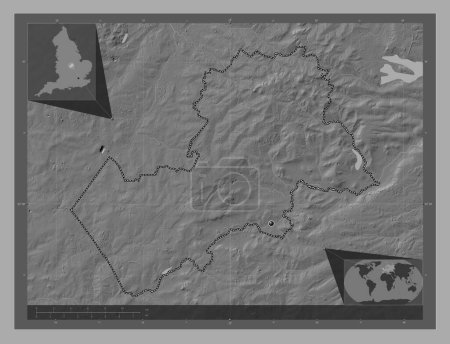 Téléchargez les photos : Harborough, district non métropolitain d'Angleterre - Grande-Bretagne. Carte d'altitude de Bilevel avec lacs et rivières. Corner cartes de localisation auxiliaires - en image libre de droit