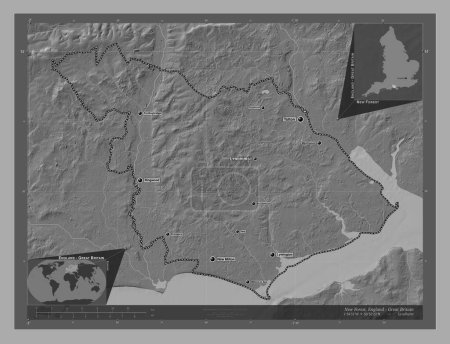 Foto de New Forest, distrito no metropolitano de Inglaterra - Gran Bretaña. Mapa de elevación de Bilevel con lagos y ríos. Ubicaciones y nombres de las principales ciudades de la región. Mapas de ubicación auxiliares de esquina - Imagen libre de derechos