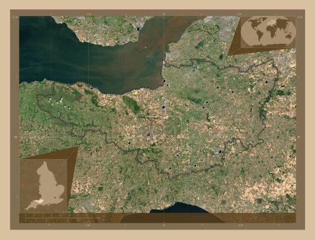 Téléchargez les photos : Somerset, comté administratif d'Angleterre - Grande-Bretagne. Carte satellite basse résolution. Emplacements des grandes villes de la région. Corner cartes de localisation auxiliaires - en image libre de droit
