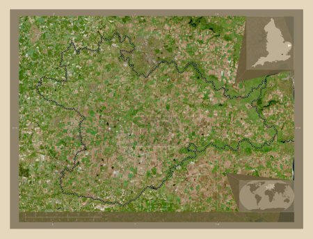 Téléchargez les photos : South Norfolk, district non métropolitain d'Angleterre - Grande-Bretagne. Carte satellite haute résolution. Corner cartes de localisation auxiliaires - en image libre de droit