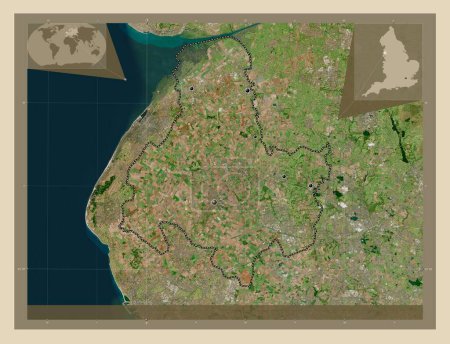 Foto de West Lancashire, distrito no metropolitano de Inglaterra Gran Bretaña. Mapa satelital de alta resolución. Ubicaciones de las principales ciudades de la región. Mapas de ubicación auxiliares de esquina - Imagen libre de derechos