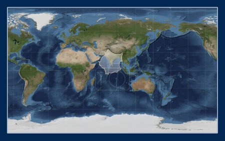 Téléchargez les photos : Plaque tectonique indienne sur la carte satellite Blue Marble dans la projection Compact Miller centrée sur le méridien. - en image libre de droit