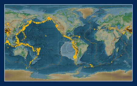 Foto de Placa tectónica de Nazca en el mapa de elevación física en la proyección Compact Miller centrada meridionalmente. Localizaciones de terremotos de magnitud superior a 6,5 registradas desde principios del siglo XVII - Imagen libre de derechos