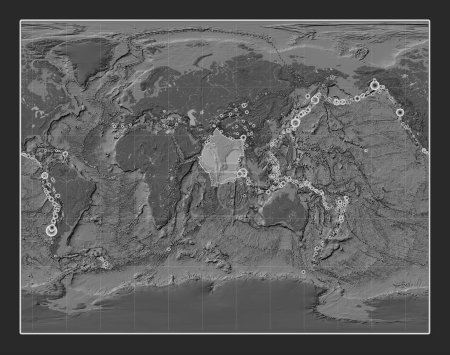 Téléchargez les photos : Plaque tectonique indienne sur la carte de l'élévation bilevel dans la projection Gall Stereographic centrée méridionale. Lieux des tremblements de terre de plus de 6,5 magnitude enregistrés depuis le début du 17ème siècle - en image libre de droit