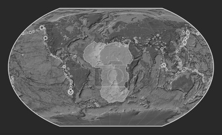 Téléchargez les photos : Plaque tectonique africaine sur la carte d'altitude bilevel dans la projection Kavrayskiy VII centrée méridionale. Lieux des tremblements de terre de plus de 6,5 magnitude enregistrés depuis le début du 17ème siècle - en image libre de droit