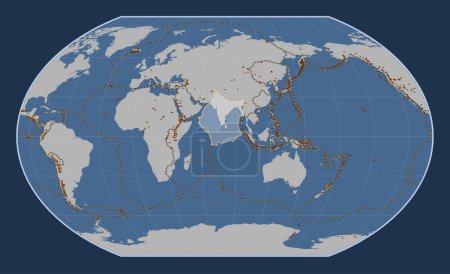 Téléchargez les photos : Plaque tectonique indienne sur la carte de contour solide dans la projection Kavrayskiy VII centrée méridionale. Distribution des volcans connus - en image libre de droit
