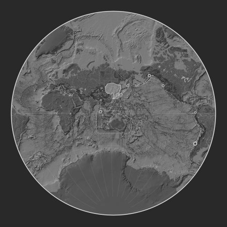 Foto de Placa tectónica de Amur en el mapa de elevación bilevel en la proyección de Lagrange centrada meridionalmente. Localizaciones de terremotos de magnitud superior a 6,5 registradas desde principios del siglo XVII - Imagen libre de derechos