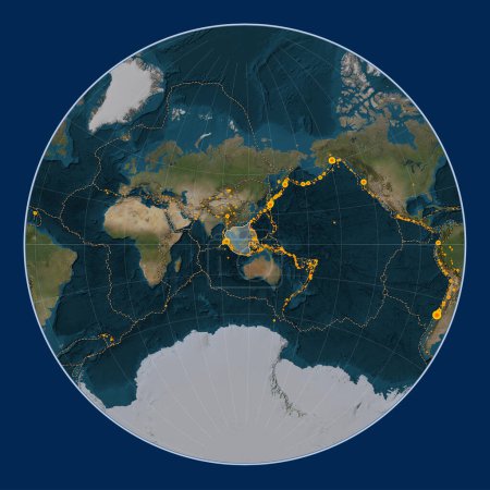Foto de Placa tectónica de Sunda en el mapa satélite de mármol azul en la proyección de Lagrange centrada meridionalmente. Localizaciones de terremotos de magnitud superior a 6,5 registradas desde principios del siglo XVII - Imagen libre de derechos