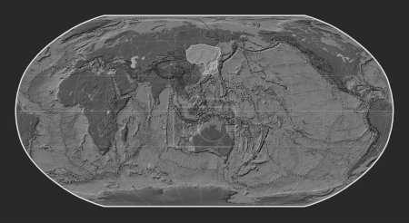 Foto de Placa tectónica de Amur en el mapa de elevación bilevel en la proyección de Robinson centrada meridionalmente. Límites de otras placas - Imagen libre de derechos