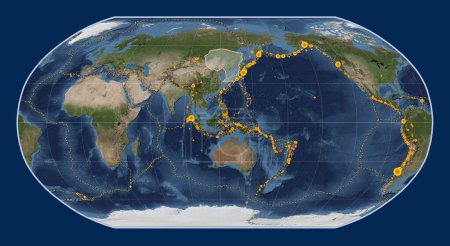 Téléchargez les photos : Plaque tectonique Amour sur la carte satellite Blue Marble dans la projection Robinson centrée méridionale. Lieux des tremblements de terre de plus de 6,5 magnitude enregistrés depuis le début du 17ème siècle - en image libre de droit