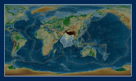 Téléchargez les photos : Plaque tectonique indienne sur la carte physique de l'altitude dans la projection oblique cylindrique de Patterson centrée méridionale et latitudinale. Limites des autres plaques - en image libre de droit
