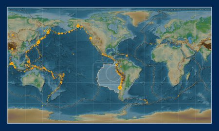 Téléchargez les photos : Plaque tectonique Nazca sur la carte physique de l'altitude dans la projection cylindrique de Patterson centrée méridionale. Lieux des tremblements de terre de plus de 6,5 magnitude enregistrés depuis le début du 17ème siècle - en image libre de droit