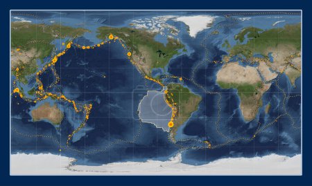 Téléchargez les photos : Plaque tectonique Nazca sur la carte satellite Blue Marble dans la projection cylindrique Patterson centrée méridionale. Lieux des tremblements de terre de plus de 6,5 magnitude enregistrés depuis le début du 17ème siècle - en image libre de droit