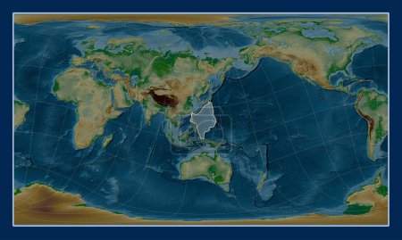 Téléchargez les photos : Plaque tectonique de la mer des Philippines sur la carte physique de l'altitude dans la projection oblique cylindrique de Patterson centrée méridionale et latitudinale. - en image libre de droit