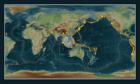 Téléchargez les photos : Plaque tectonique Sunda sur la carte d'élévation de style Wiki dans la projection oblique cylindrique Patterson centrée méridionale et latitudinale. Lieux des tremblements de terre de plus de 6,5 magnitude enregistrés depuis le début du 17ème siècle - en image libre de droit
