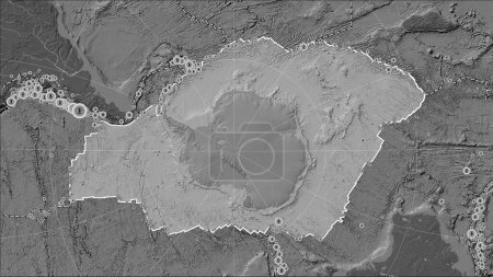 Téléchargez les photos : Emplacements des tremblements de terre à proximité de la plaque tectonique antarctique de plus de magnitude 6,5 enregistrés depuis le début du XVIIe siècle sur la carte d'élévation bilevel dans la projection cylindrique (oblique) de Patterson - en image libre de droit
